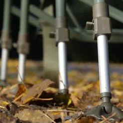 Trakker RLX 8 Leg Bed